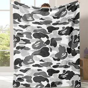 Camouflage Pattern Flannel Blanket, Soft Comfortable Throw Blanket, Cool Bedroom Bedding, Warm Napping Blanket for Home Office Travel