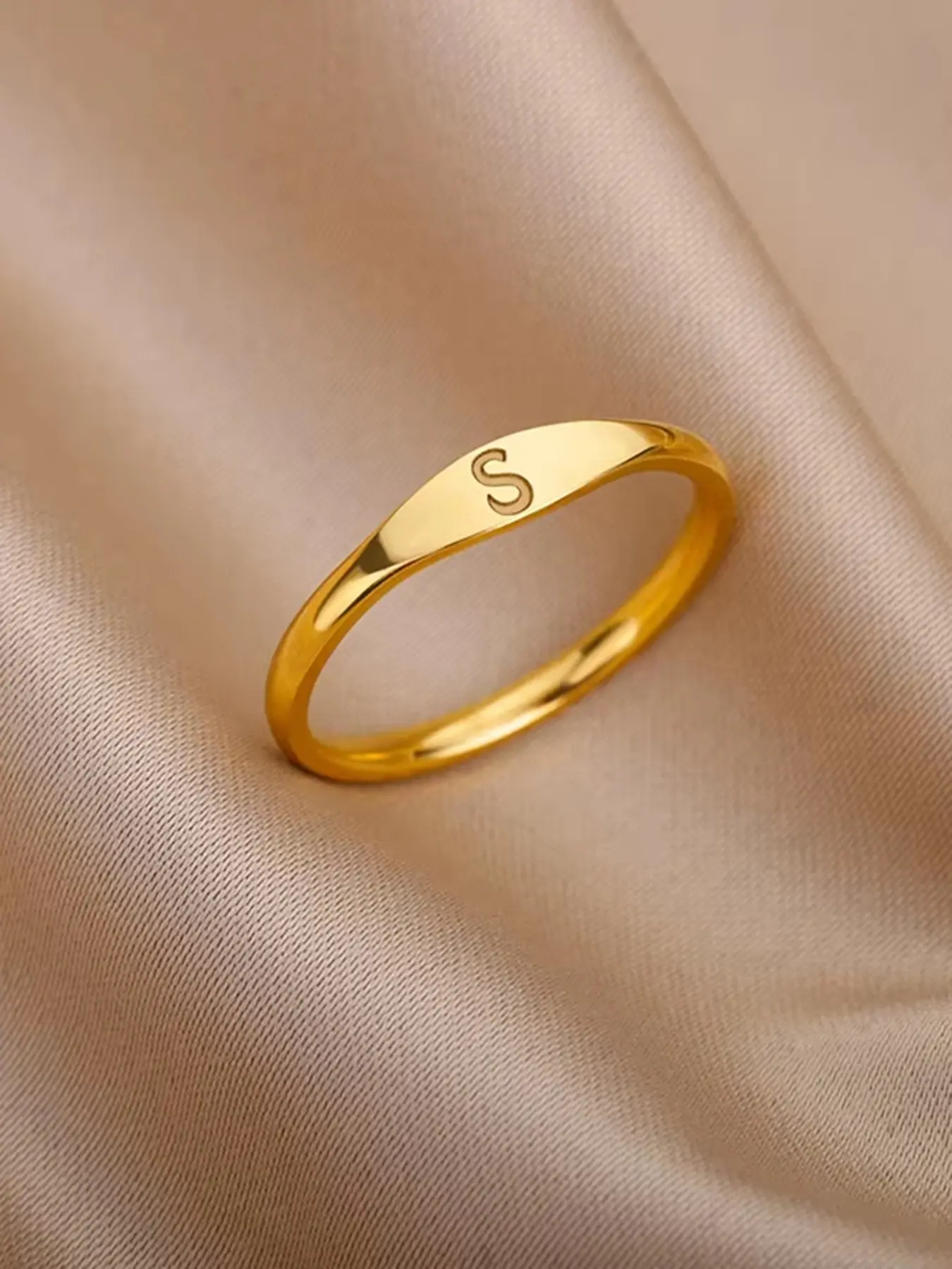 Women's Stylish Petite Letter Ring (A-Z) – Stainless Steel Band; Non-fading, Waterproof, and Hypoallergenic. Minimalist, Elegant Wedding Jewelry Gift; Perfect for Christmas, Thanksgiving, or Black Friday.