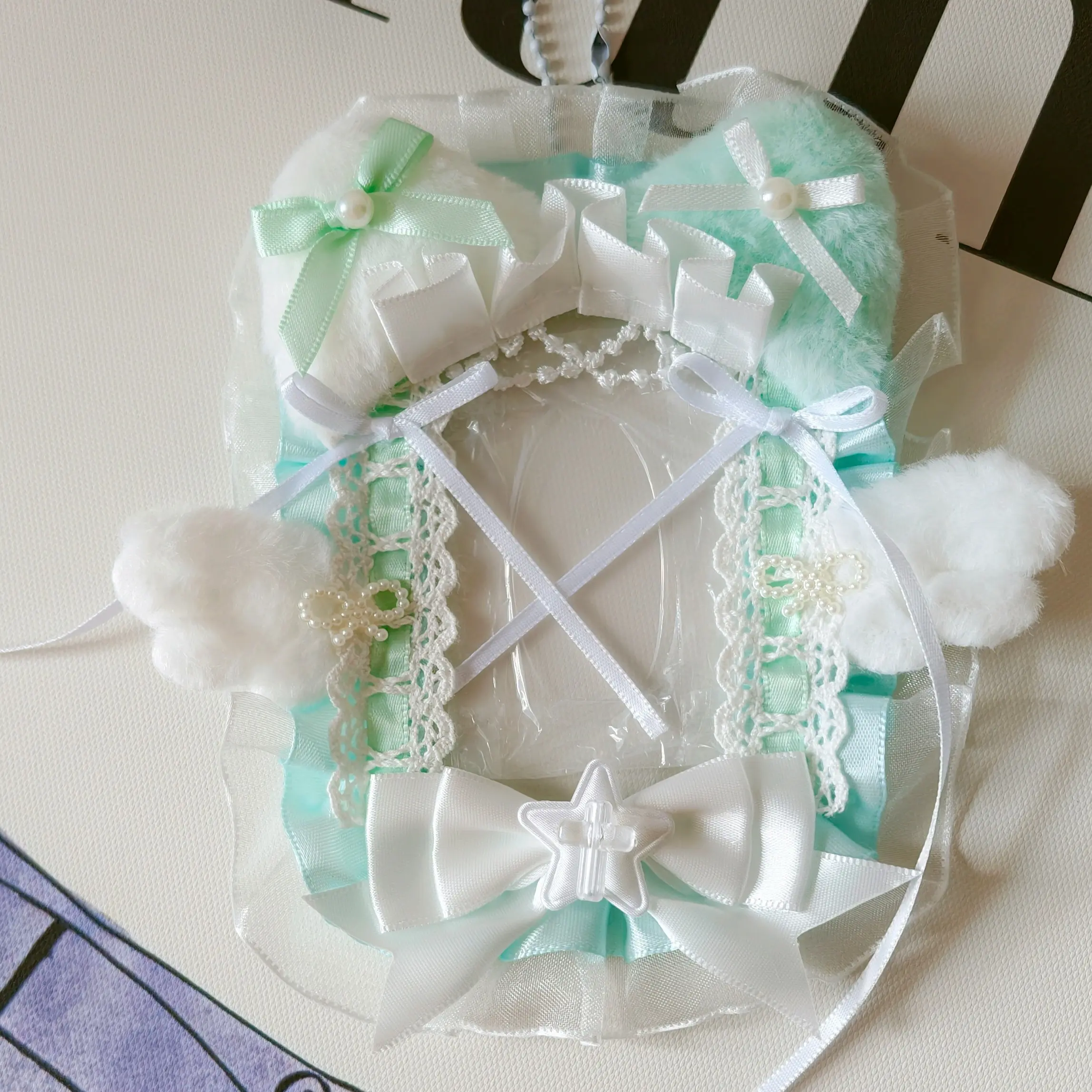 Fuzzy Lace Card Sleeve, Kpop Star Small Card Holder, Floral Edge Protection Case, Bag Charm, Accessory for Collectors
