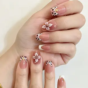 24Pcs Medium Square French Press On Nails, Nude Pink Leopard Print Fake Nails with 3D Flowers, Gold Pearls & Star Design, Simple Fashion Reusable Nails
