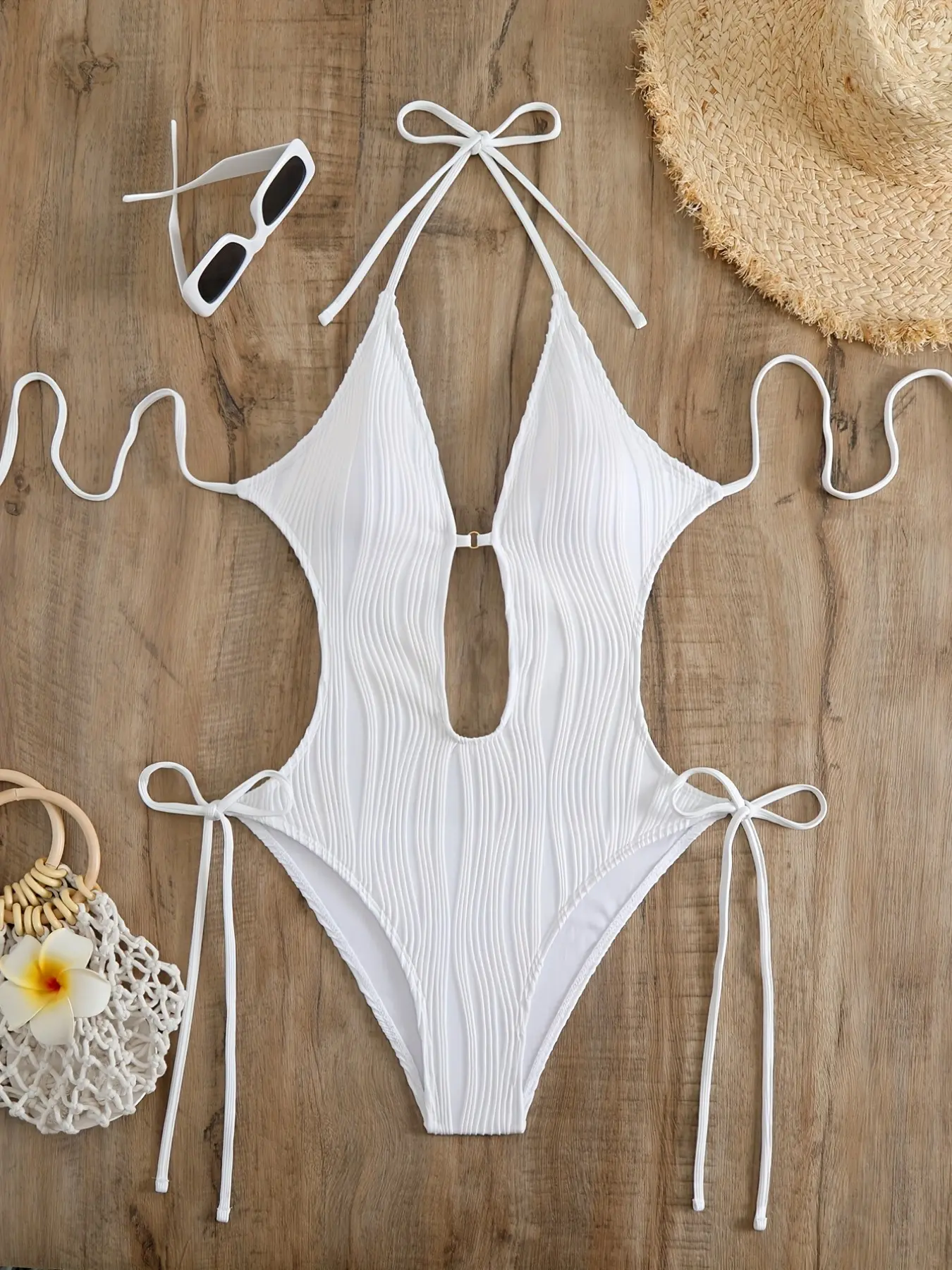 Women's Fashion Backless Halter One-Piece Swimsuit, Sexy High Elasticity Solid Color Tie Detail Swimwear, Hot Selling Cutout Binding Back Bikini