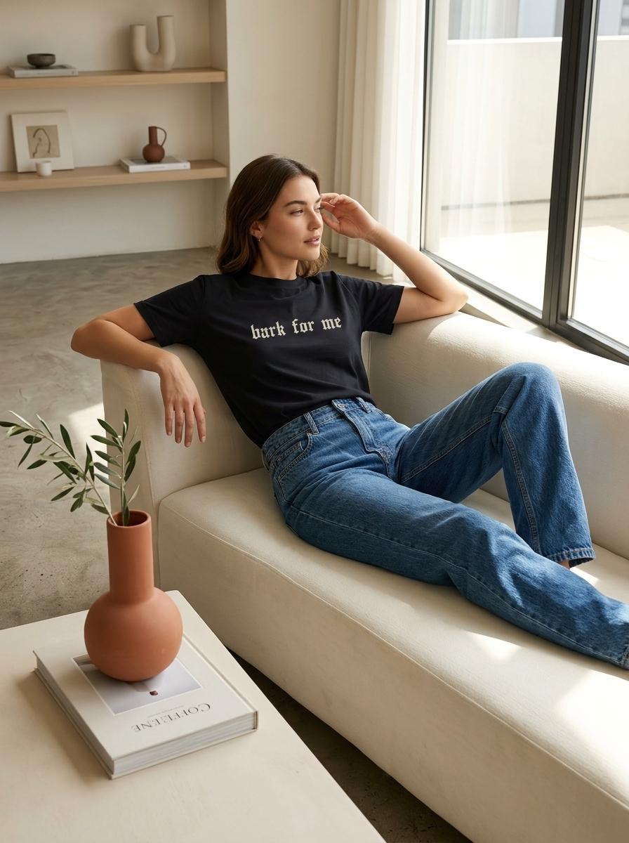 Unisex "Bark For Me" T-Shirt Gothic Font Design "Bark For Me" Meme Graphic Tee Casual Oversized Crew Neck Top Meme Lover Streetwear For Gothic Font & Meme Lovers