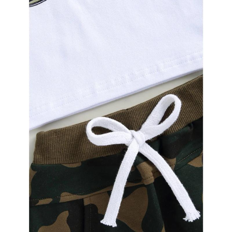 Shorts set for boys aged 0-3 years, short-sleeved letter-printed T-shirt paired with camouflage shorts, summer outdoor clothing