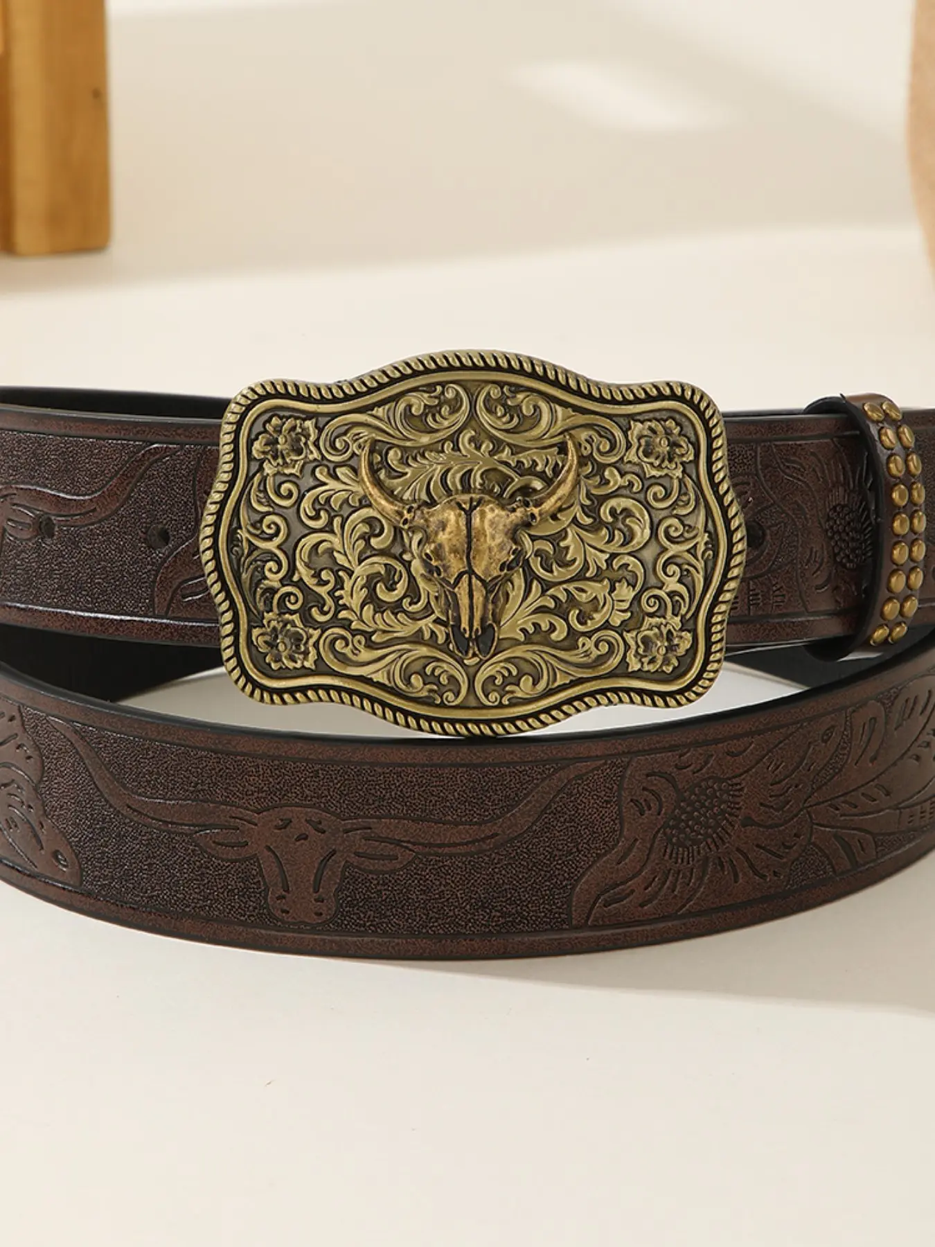 Vintage Western Style Bull Head Alloy Buckle Leather Belt, American Cowboy Embossed Rivet Decorative Waistband, Versatile Fashion Accessory, Pu Leather Belts