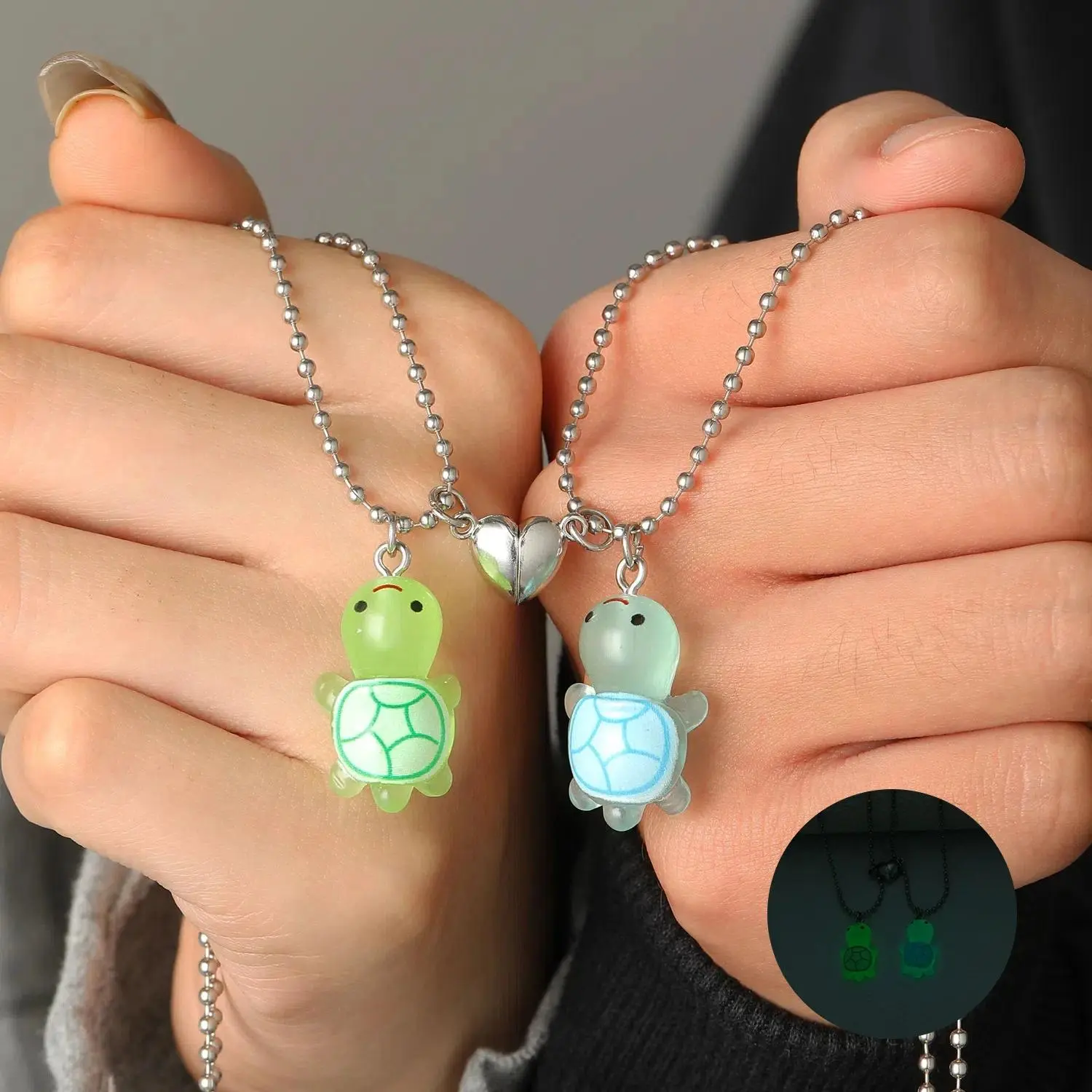 2Pcs Fashion Cute Luminous Small Turtle Pendant Necklace for Women Men Cool Y2K Magnetic Love Heart Couple Necklace Jewelry Gift