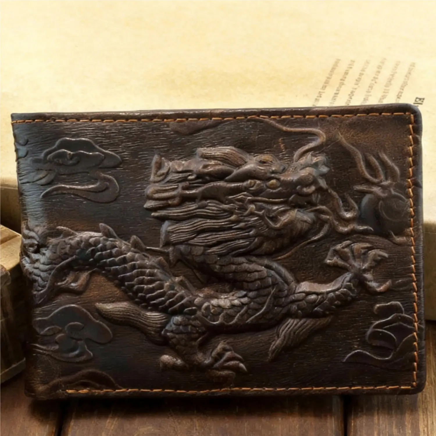 Men's Retro Chic Vintage Dragon Genuine Leather Bifold Slim Card Holder - Casual Wear, Compact Fit, Flap Closure, Multi-Function Money Clip Wallet Purse, Slim Profile