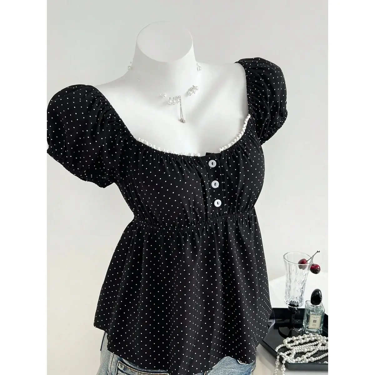 Women's Spring Summer Polka Dot Square Neck Waist Cinch Top, Bubble Short Sleeve Slimming Babydoll Shirt, French Casual Fashion Fitted Daily Commute Blouse, Casual Daily Tops Womenswear Black