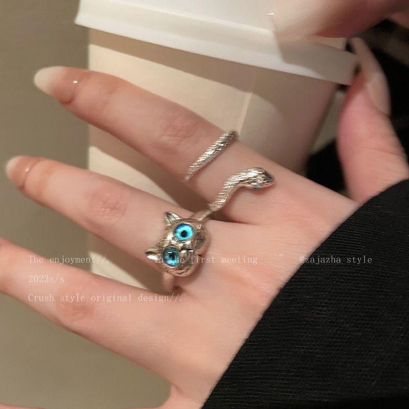 Cat Snake Ring for Women 2023 New Fashionable and Unique Minimalist Style Index Finger Ring Elegant Internet Celebrity Friendship Ring
