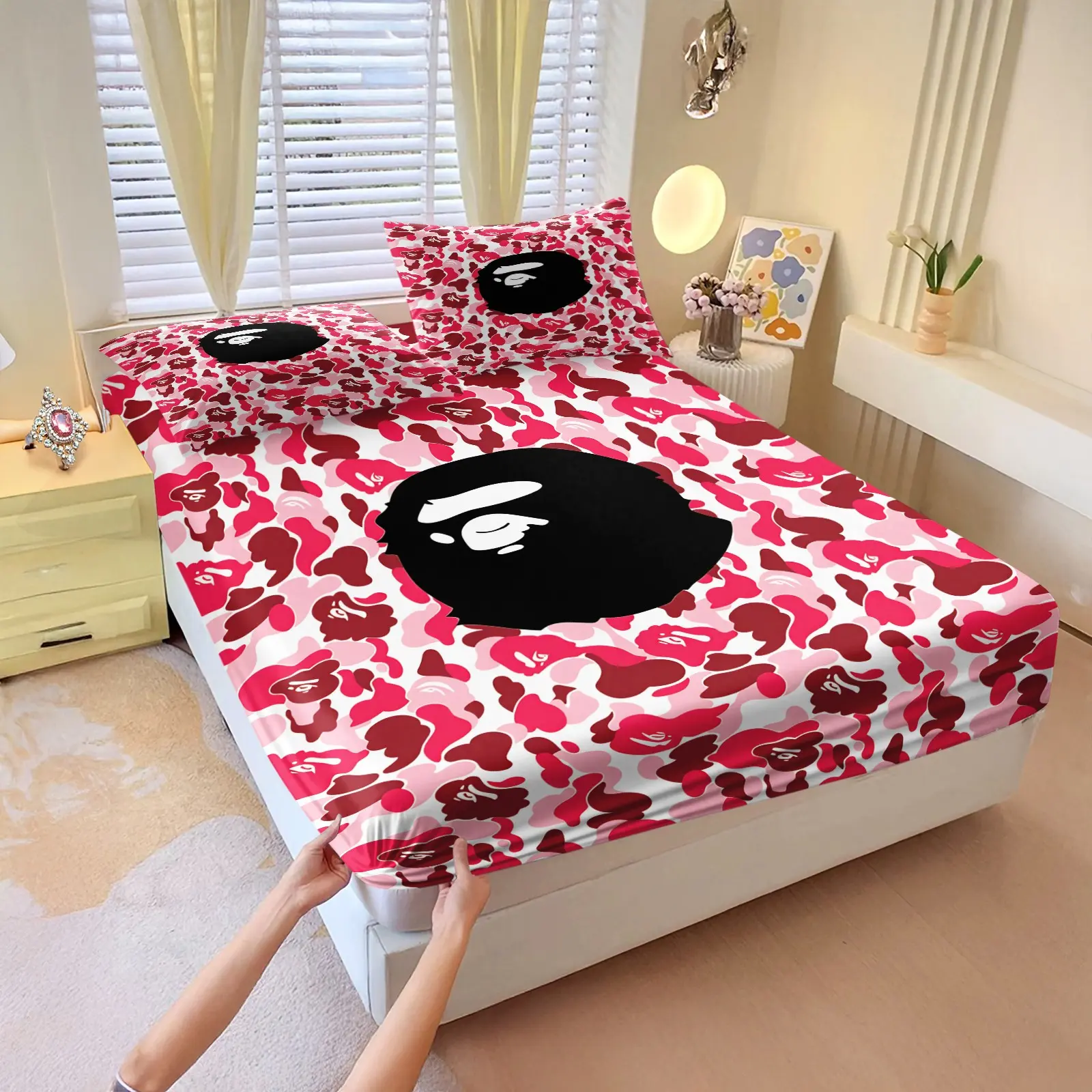 3-Piece Trendy Pink Camo Monkey Fitted Sheet Set & 2 Coreless Pillowcases, Abstract Gorilla Urban Camo Print, Soft Anti-Slip Wrinkle-Resistant Fabric, Sweet Cool Bedding Set For Teens & Adults, Nice Gift For Streetwear Fans Bedroom Decor