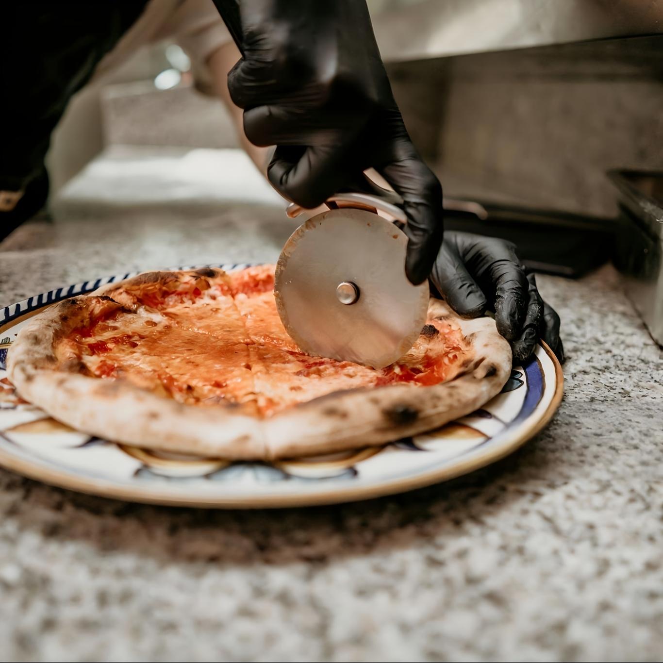 Nitrile Gloves 50pcs Black/White/Blue/Pink/Purple Nitrile Disposable Gloves |   Cleaning Gloves,Durable, Latex Free, Thickened Design for Kitchen, Tattoo, Beauty Salon, Bathroom Cleaning - Large Medium Small,Oil-proof,Waterproof,Essential for Home