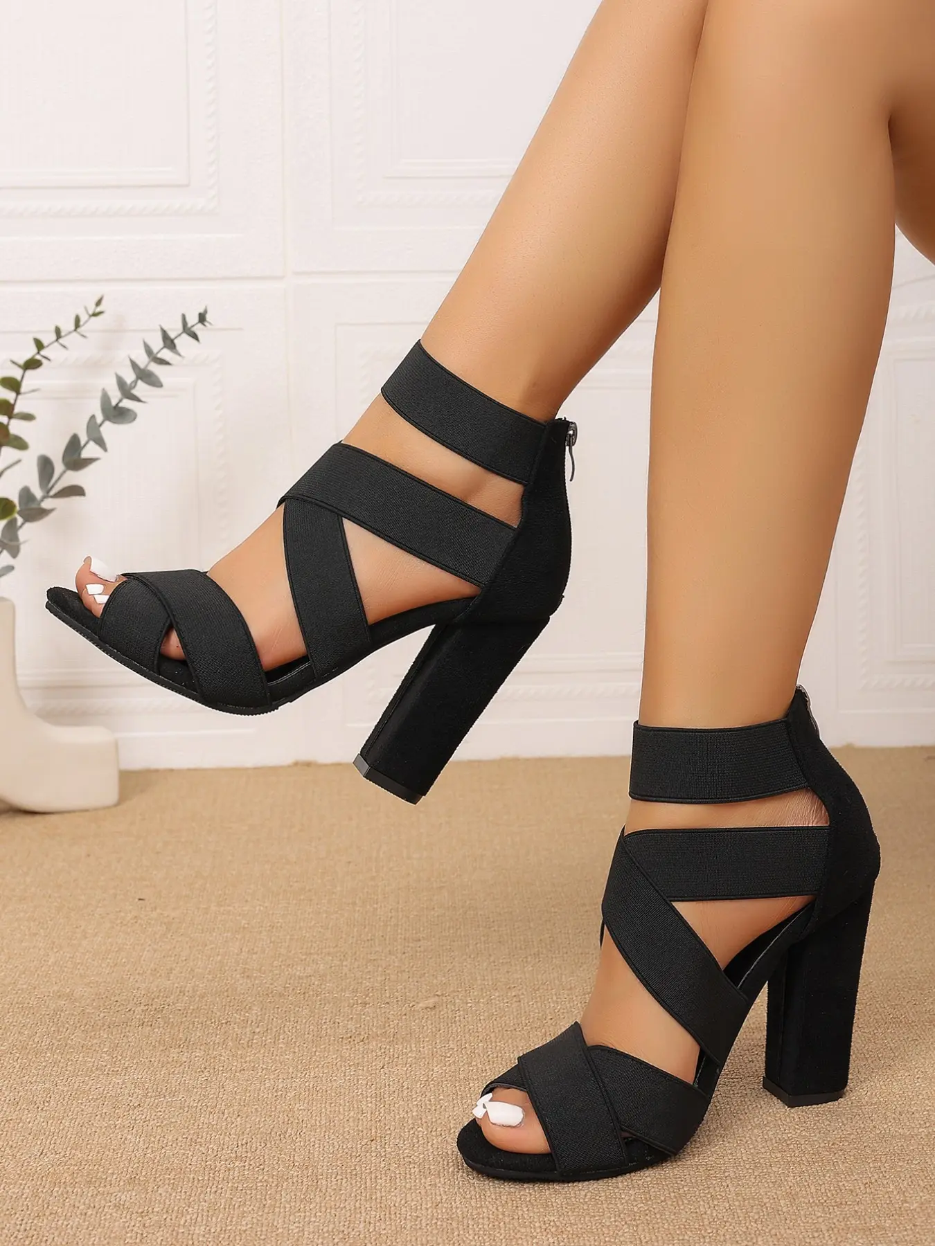 Women's peep-toe cage high heels, sexy strap-back zipper fashion lace-up sandals, stiletto heels for club and party outfits, summer trendy peep-toe cutout ankle boots, must-have shoes for dates, clubs, and concerts.