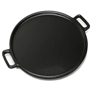 Thickened 14-inch cast iron pizza pan, flat round high-temperature resistant baking tray for home ovens, stable shape and even heat storage, ideal for baking.