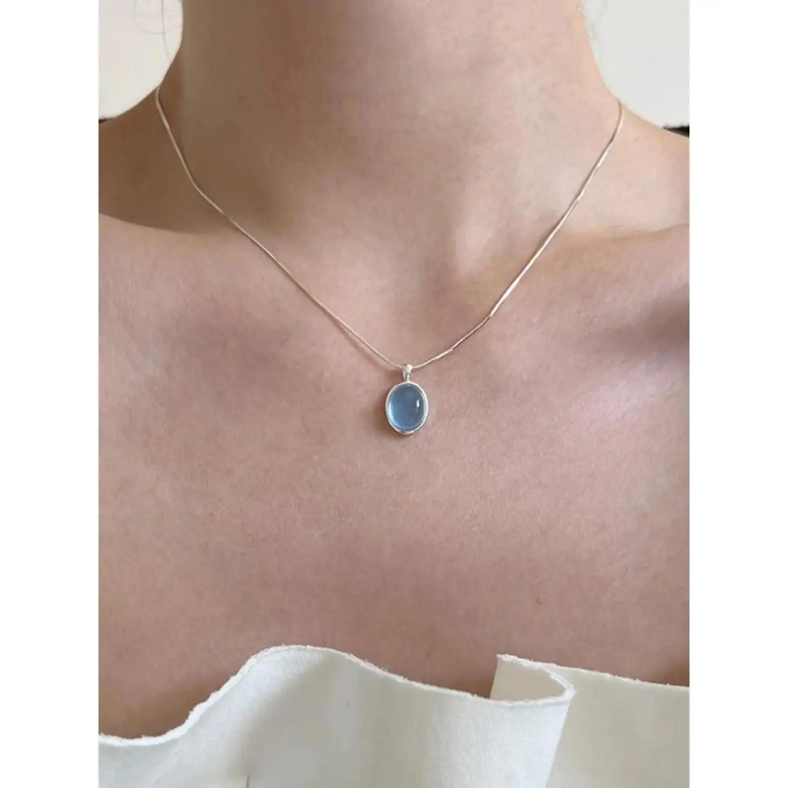 Pendant Necklace & Celestial Jewelry – Astral Aquamarine Ensemble & Crescent Moon Motif, Viral TikTok Celestial Core Aesthetic & Dreamy Ethereal Trend, Simulated Aquamarine Moonstone Lightweight & Secure Clasp Accessory for Daily Wear, Mystical Styling &