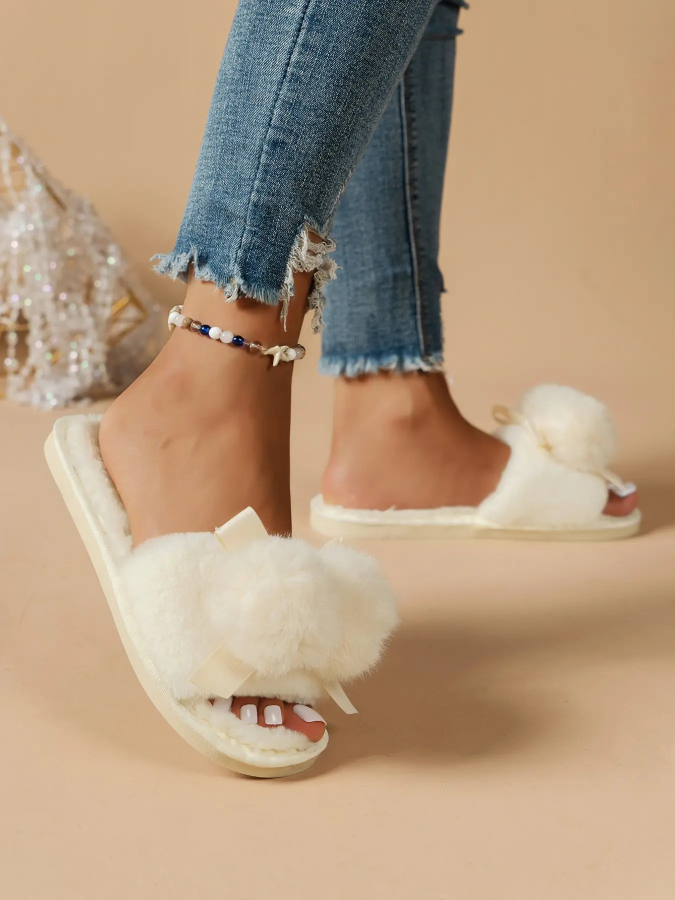 Fashion Faux Fur Bow Tie Slippers, Women's Lazy Plush Sandals, Indoor Outdoor Wear, Comfortable and Stylish Footwear