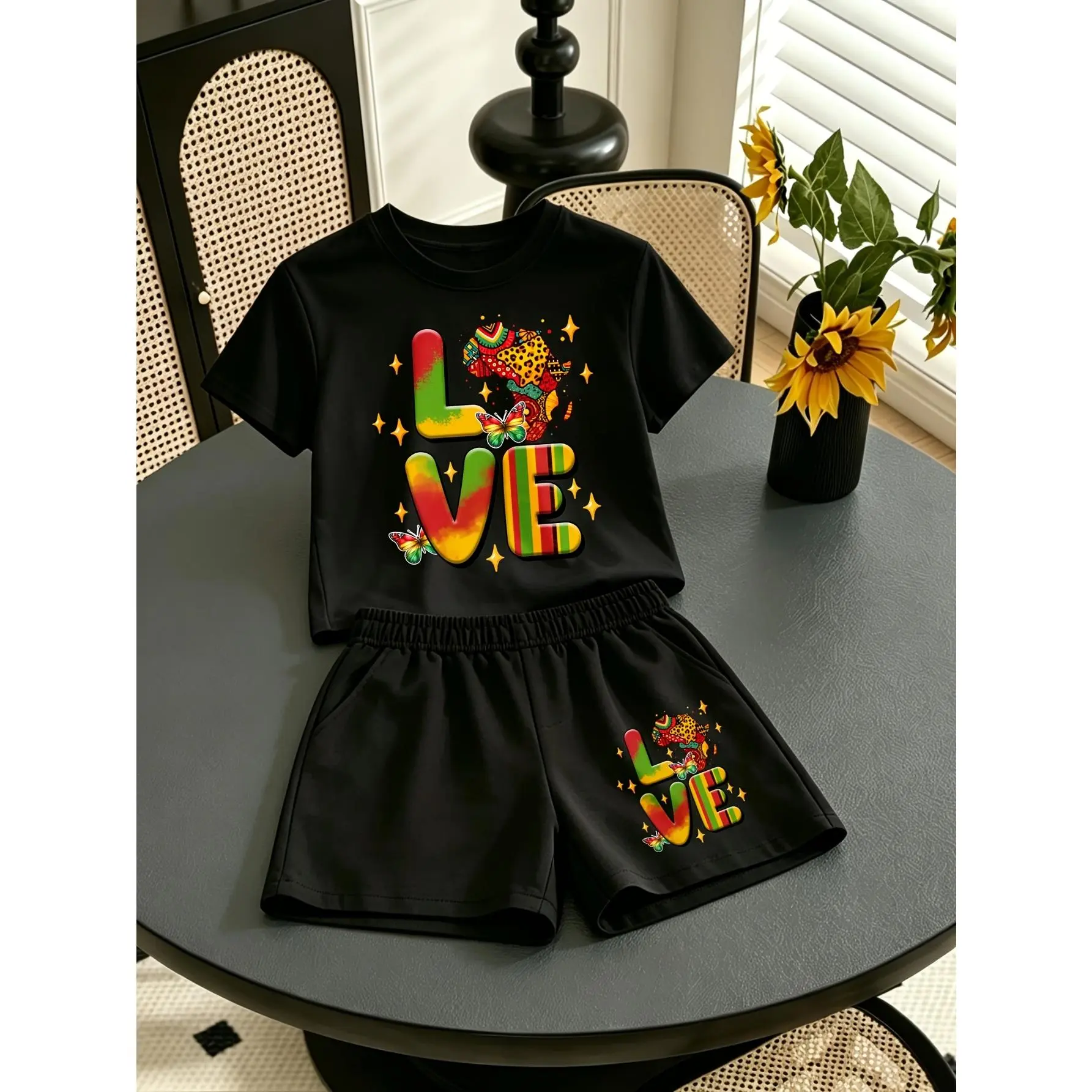 Juneteenth Love 2pcs Girls Wear Tracksuit Short Sleeve Tee And Home Relaxed Shorts Set 2pcs Girls Wear Tracksuit Short Sleeve Tee And Home Relaxed Shorts Set, for Outdoor