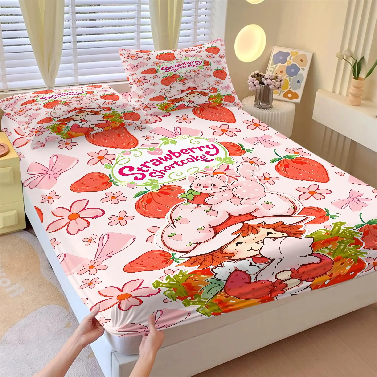 Sweet Retro Cartoon Girl Strawberry Floral Bedding Set (1 Fitted Sheet + 2 Pillowcases), Soft Cozy Breathable Microfiber Deep Pocket Fitted Sheet, Cute Berry Bow Flower Print Bed Sheets, Lovely Decor for Girls Bedroom Dorm Room