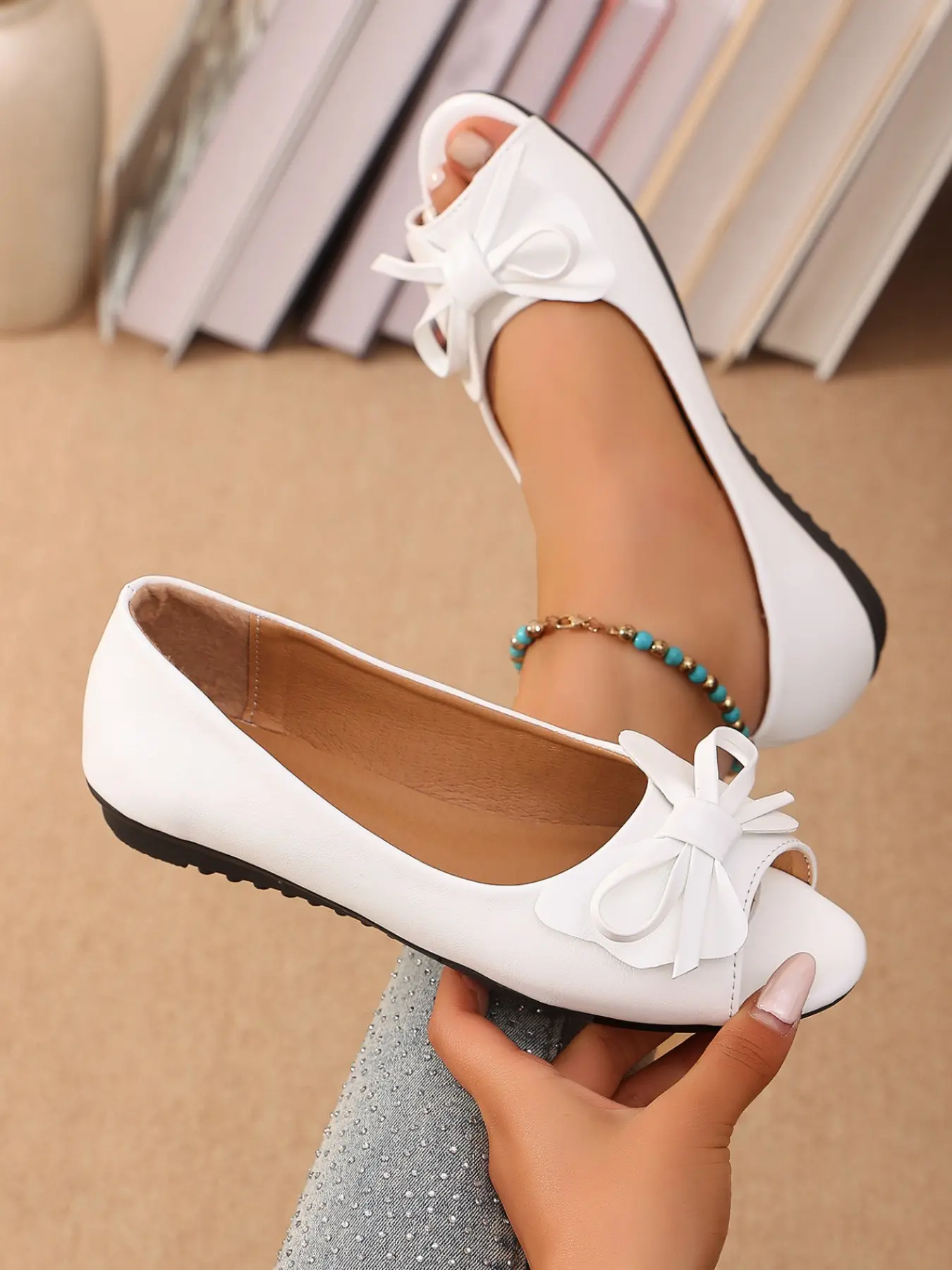 PU Leather Peep Toe Flat Sandals, Casual Flats Anti-Slip Soft Sole, Medium Width, Plain Design, Ideal for Commuting and Relaxing