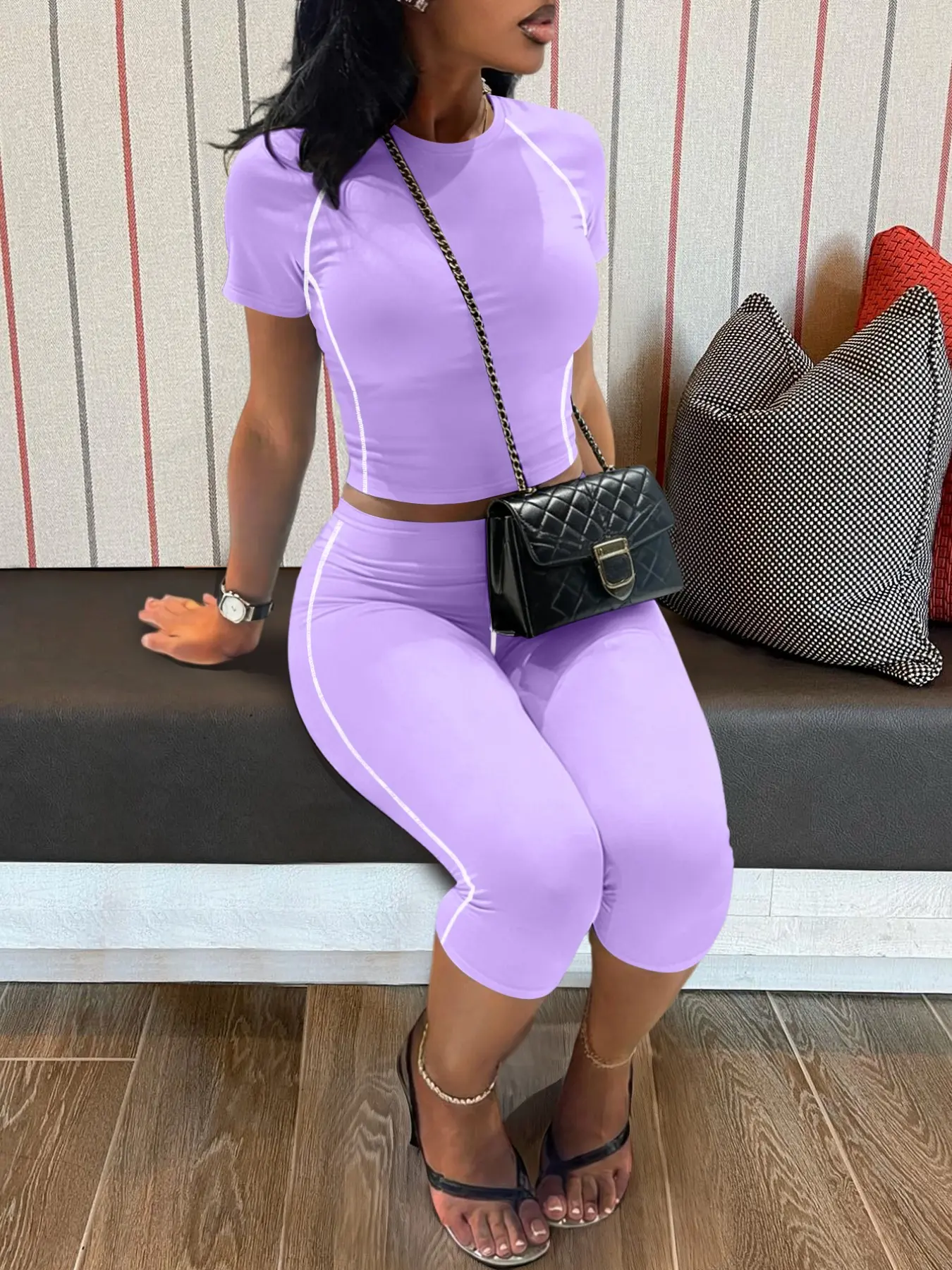 Women's Casual Short Sleeve Fitted Set Top and Line Mid-Leggins Set Outfit, Perfect for Everyday Home Wear, Ideal for Summer Clothing, Comfortable and Stylish
