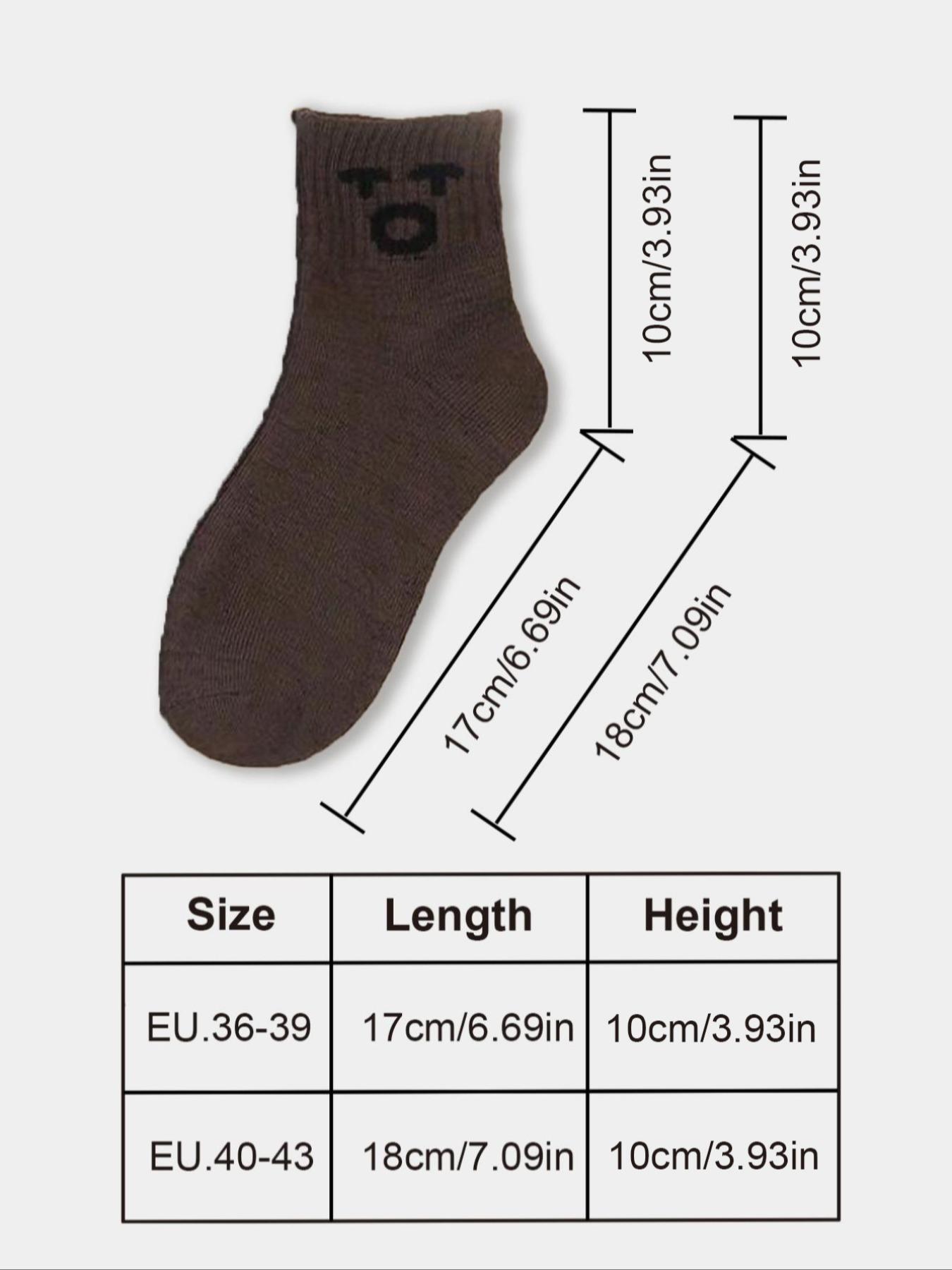 Random Women's Cartoon Face Pattern Crew Socks, Socks for Women, Casual Cute Moisture Wicking Socks,  Socks for Women, Soft Comfy Breathable Socks for All Seasons Daily Wear