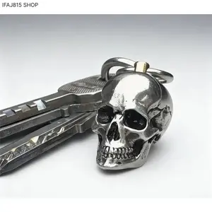 Gothic Skull Keychain Lanyard, Retractable Stretch Wrist Strap Key Holder with Metal Ring, Y2K Punk Car Keychain Accessory for Women Men, Durable Anti-Lost Key Organizer for Car, Travel, Outdoor Sports & Daily Use