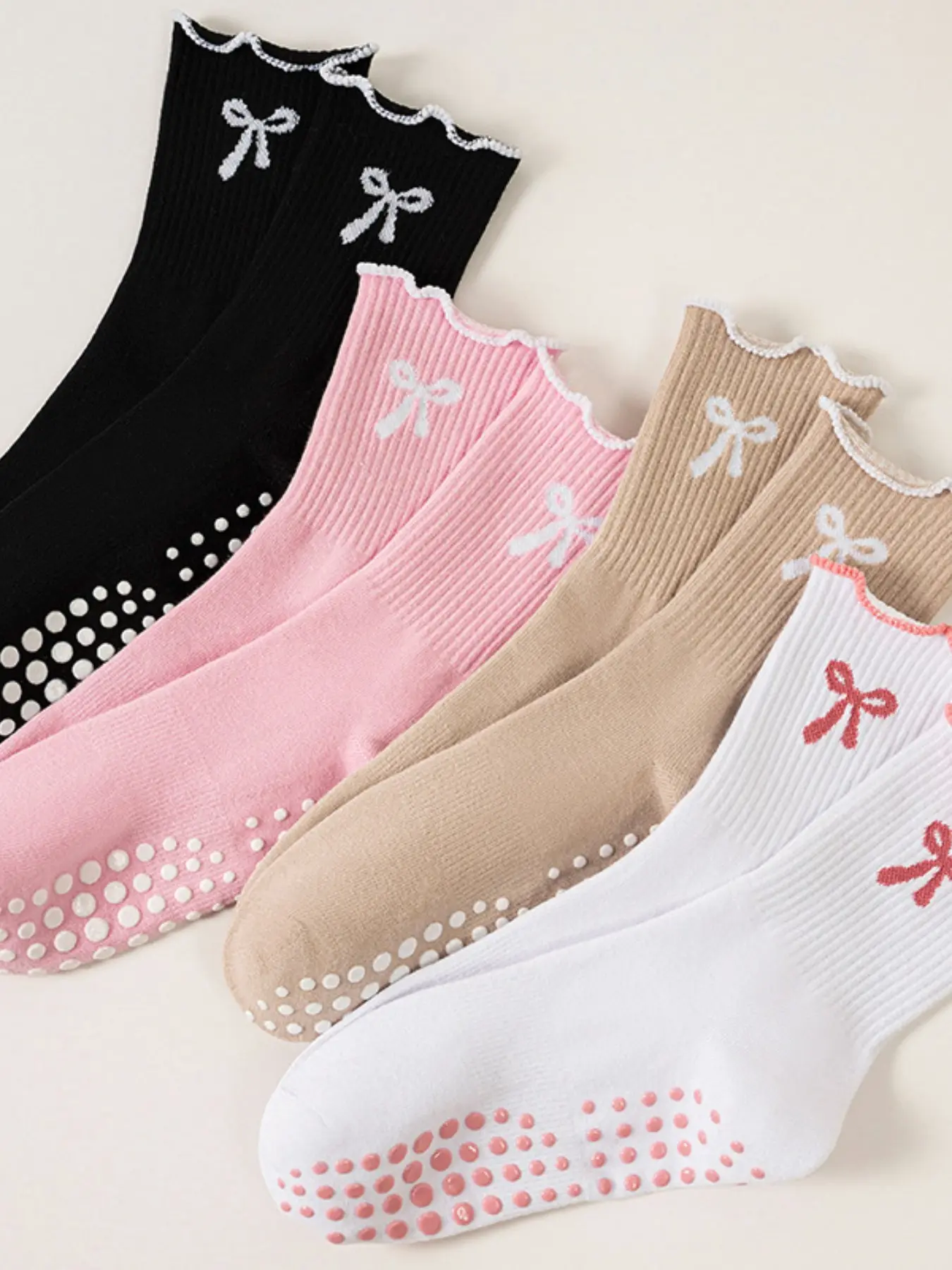 4 Pairs Women's Sporty Crew Socks, Non-Slip Embroidered Design, Butterfly Trim, All-Season Wear, Fashionable & Simple Style