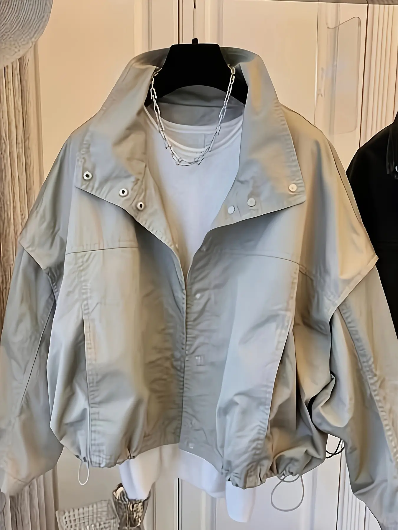 Trendy Women's Spring Summer Loose Fit Short Windbreaker Coat, Stylish Casual Outerwear for Daily Wear, Comfortable & Trendy Design