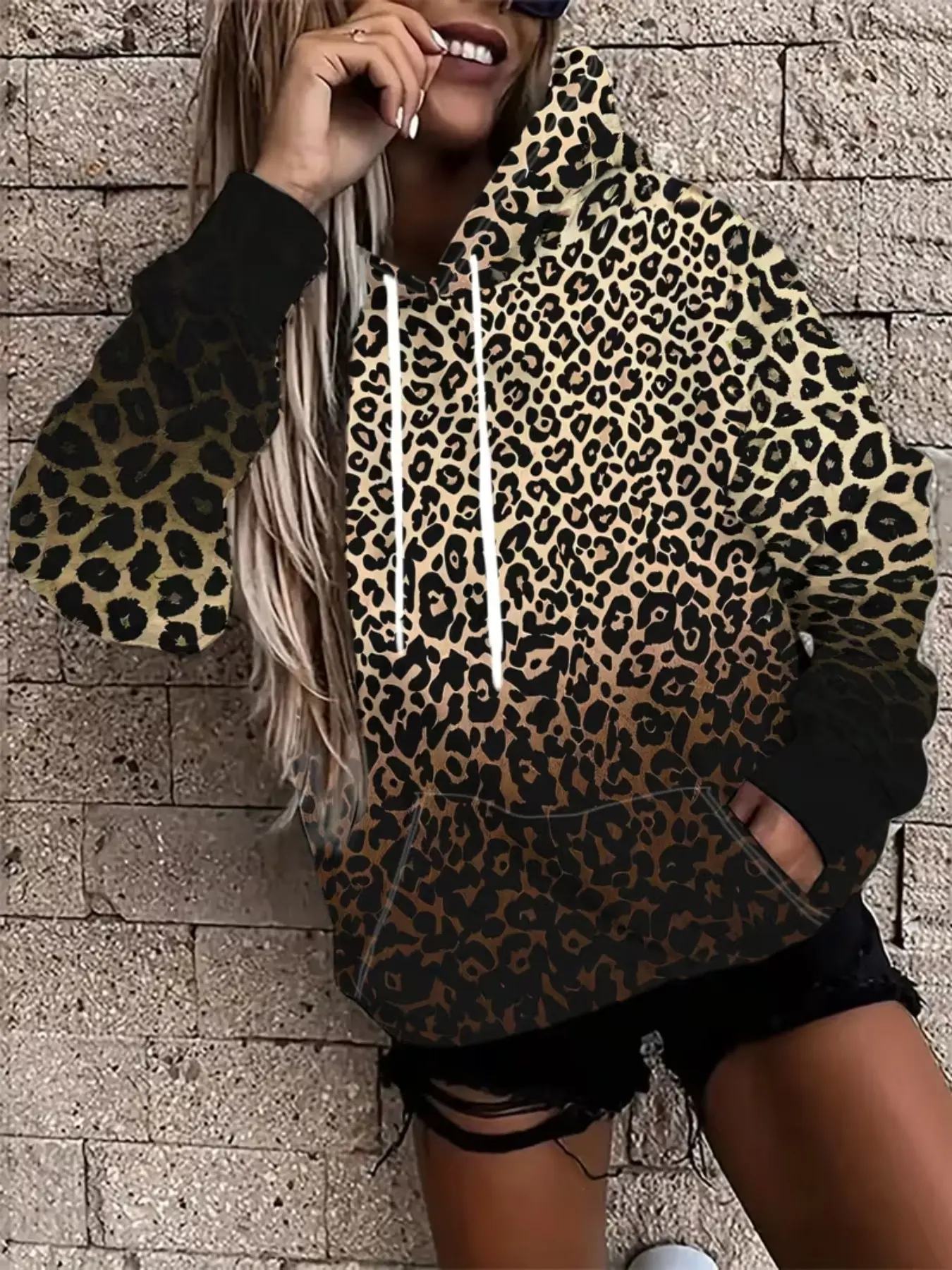 Gradient Leopard Print Women's Hoodie, Casual Long Sleeve Pullover, Kangaroo Pocket, Comfortable Fashion Daily Wear, All Seasons