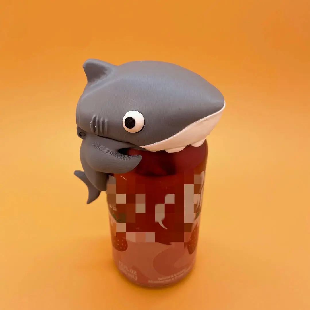 Cute Shark-Shaped Can Cover, Portable Beverage Can Topper for Most Standard Cans, Fun Drink Accessory for Desk, Home and Parties