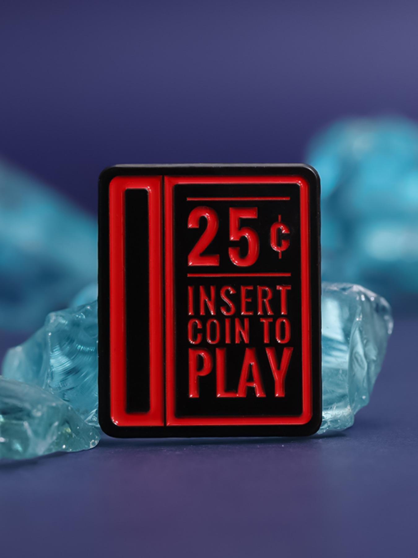 Insert Coin Design Brooch, Enamel Pin Suitable for Backpacks, Jeans, Scarves, Hats Decoration, Trendy All-match & Exquisite Brooch for Birthday Gift, Hat Pins