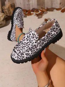 Leopard Print Slip-On Shoes, Classic Penny Loafer Design, Round Toe Wide Fit, Thick Sole, Casual Streetwear, Perfect for Daily Wear