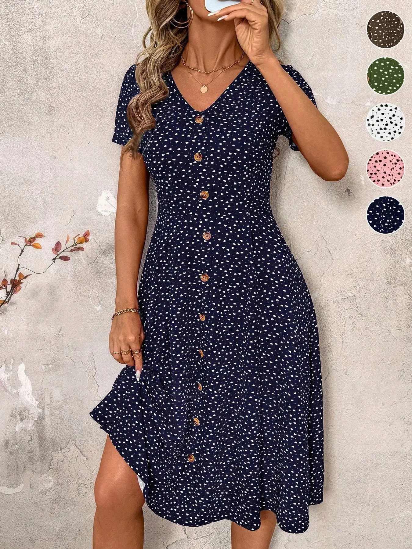 Ladies' polka dot print dress, V-neck short sleeve design, A-line maxi skirt, wooden button decoration, French retro style, gentle and elegant, suitable for various occasions, Casual wear