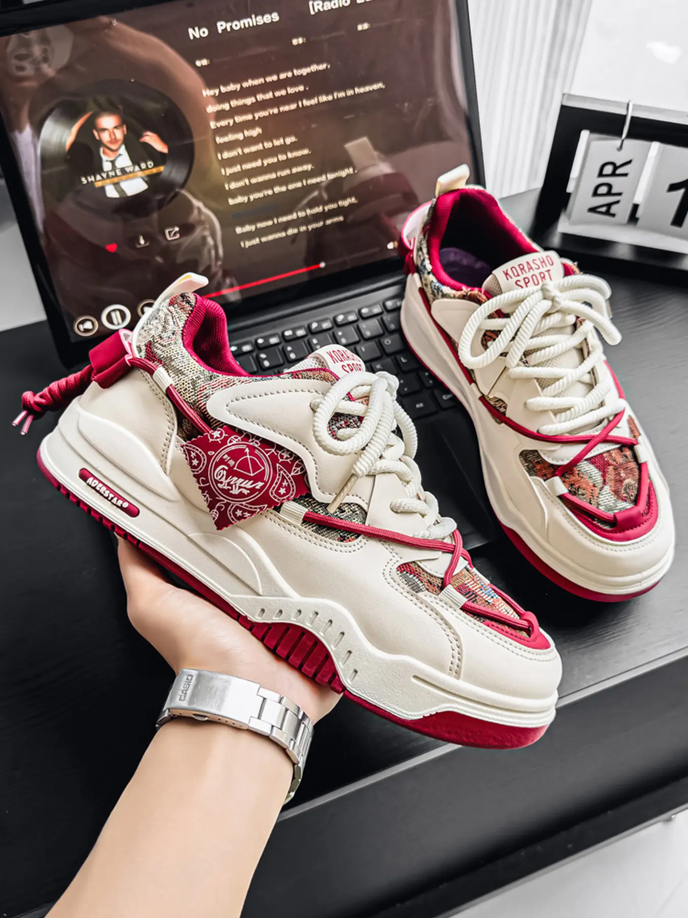 Men's shoes new four seasons all-match skateboard shoes breathable casual sports contrast color flower cloth trendy shoes
