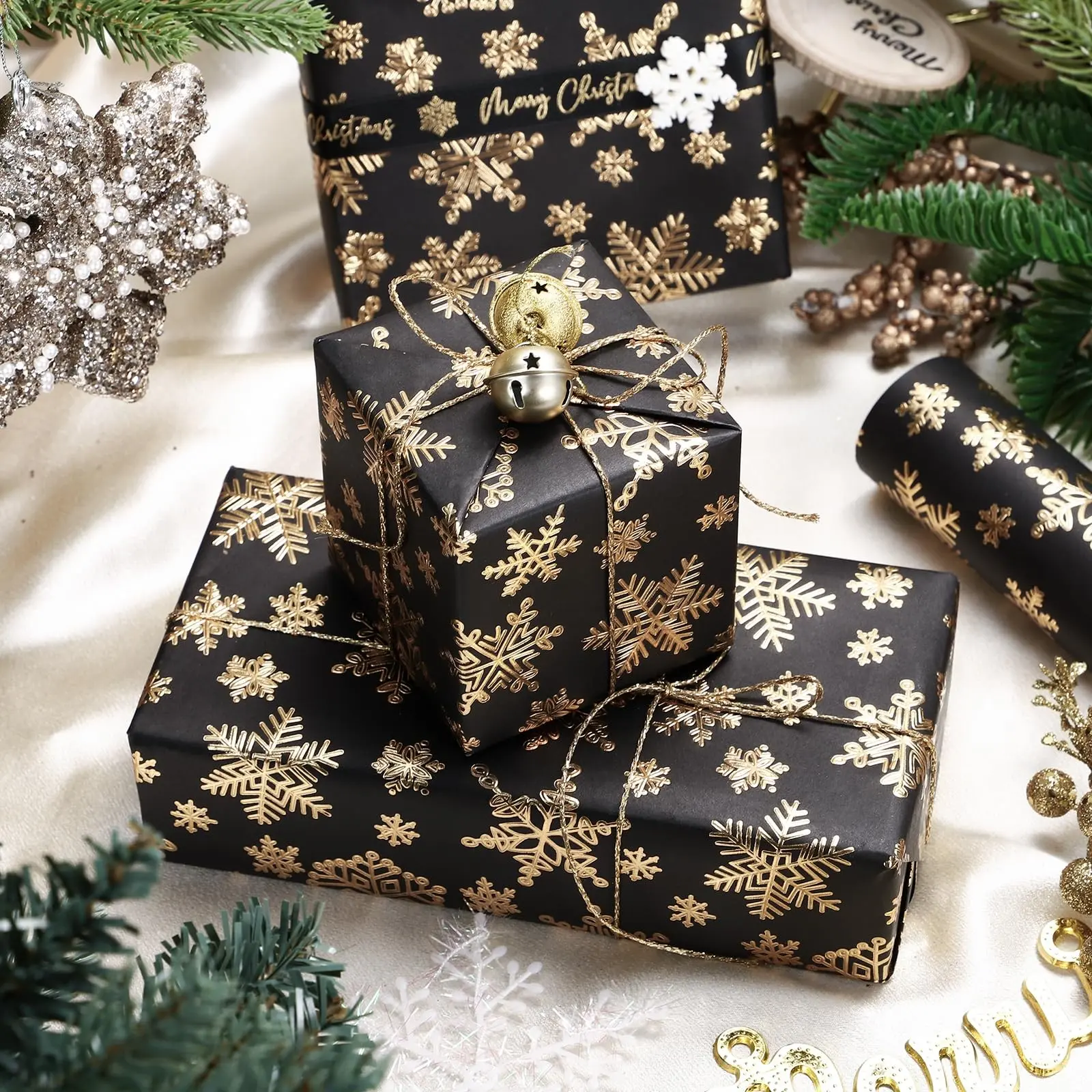 Snowflake Pattern Gift Wrapping Paper, 17x196.8 Inch Roll, Ideal for Birthday, Anniversary, Christmas Gifts, Store Use