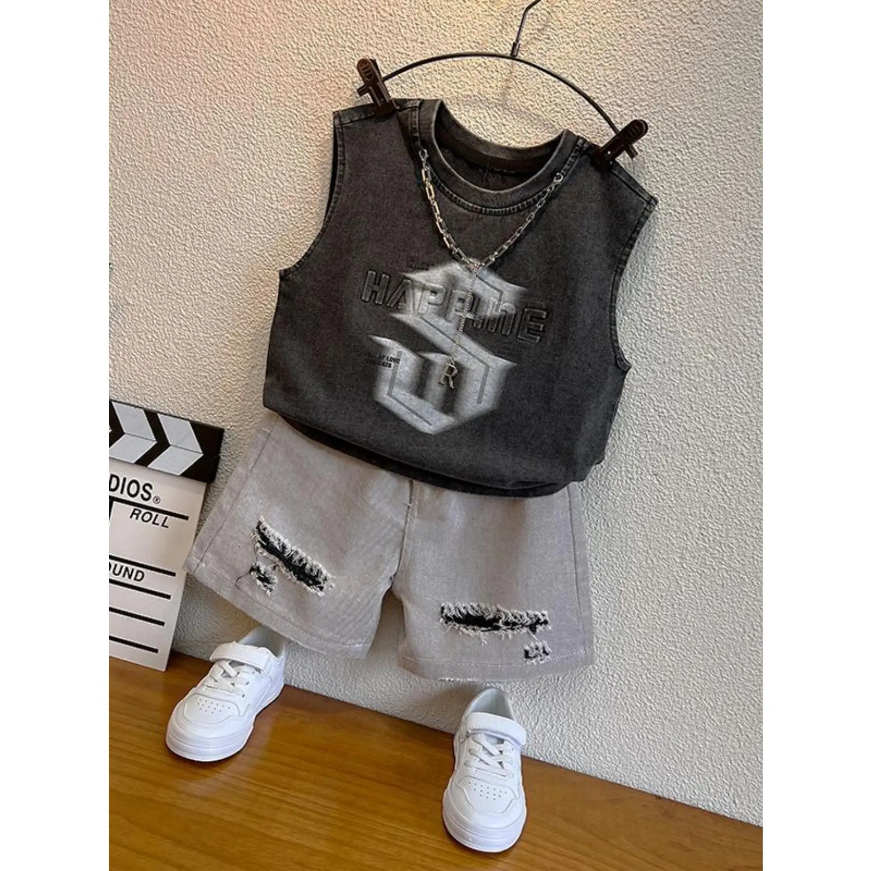 2025 Summer New Style Boys' Cool Trendy Tank Top Set - Edgy Casual Crop Top 2pcs for Toddlers & Kids, Perfect for Outdoor