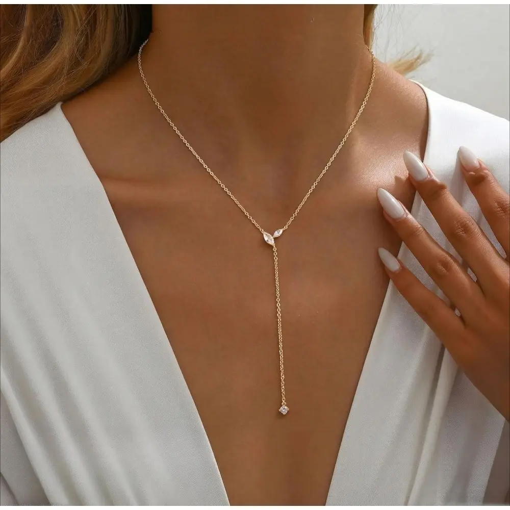 Long Y-shaped rope necklace for ladies | Elegant long gold necklace with star-shaped teardrop pendant, suitable for formal occasions for ladies' jewelry