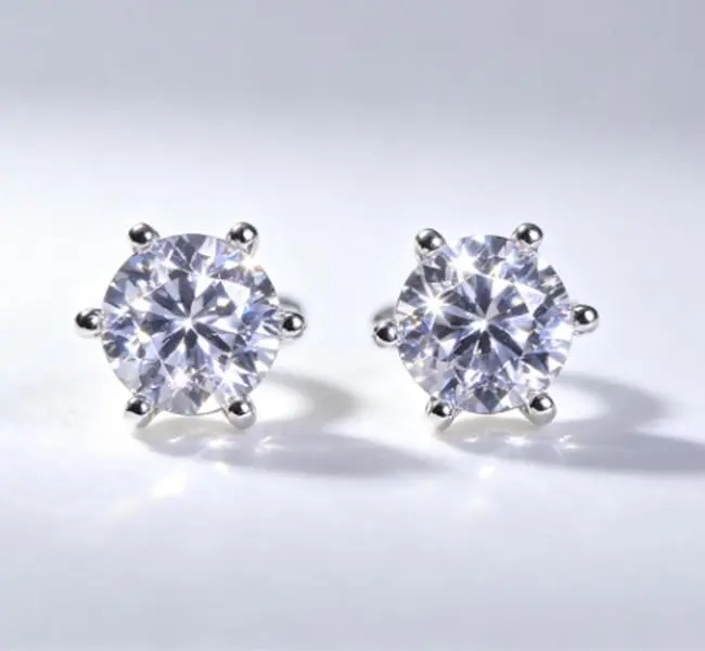 #49 1CT Earring Moissanite   Silver Plated