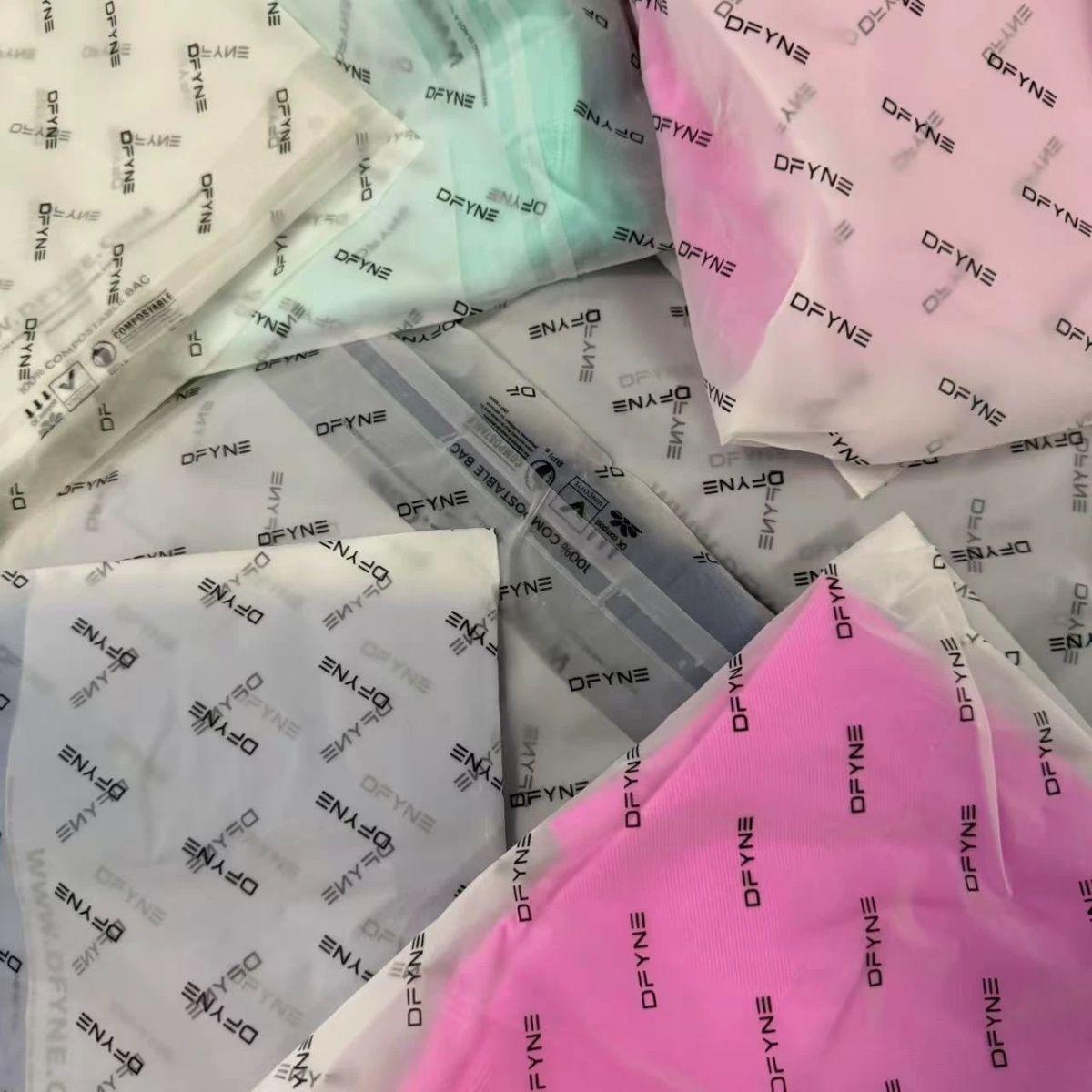 DFYNE High-Elastic Seamless Low-Rise Yoga Shorts |   Three-quarter length, tight-fitting, quick-drying, lifts and shapes the peach-shaped buttocks, allowing for unrestricted movement during squats and running.