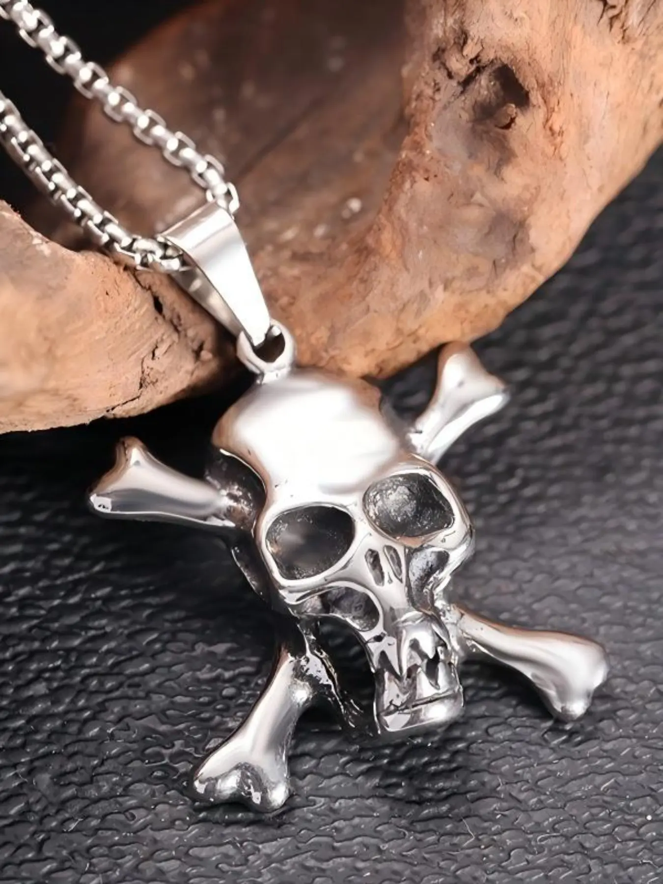 Vintage Pirate Skull Necklace, Durable Stainless Steel Chain, Gothic Punk Style, Unique Jewelry for Daily Wear and Gifting