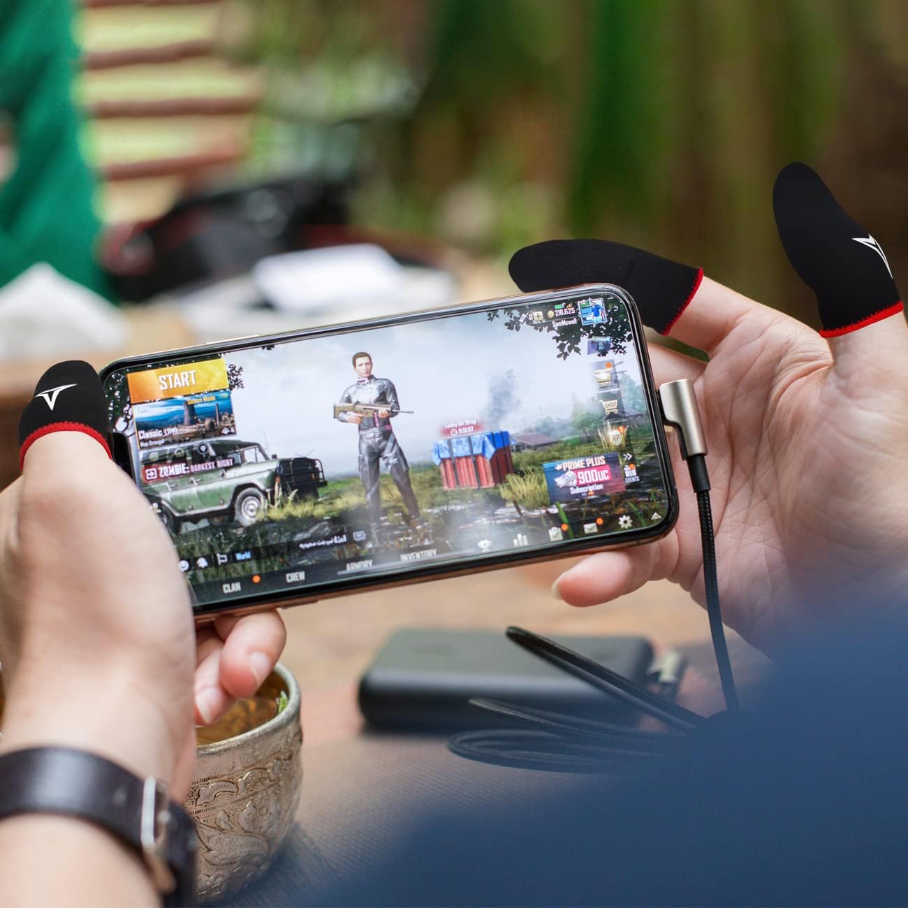 Game Improved Carbon Fiber Professional Model Gaming Finger Sleeves Ultra-Thin Breathable Anti-Sweat High Sensitivity Touchscreen Compatible 6 Pack