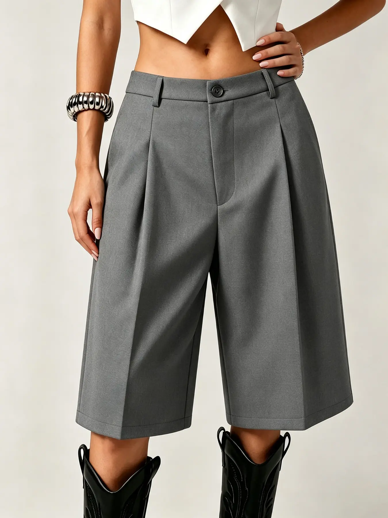 CF1544 Trendy Fashion Basic Tailored Suit Shorts, High Waist Wide Leg Design, Loose Fit Comfortable, Wrinkle-Resistant Fabric, Essential for Office Wear