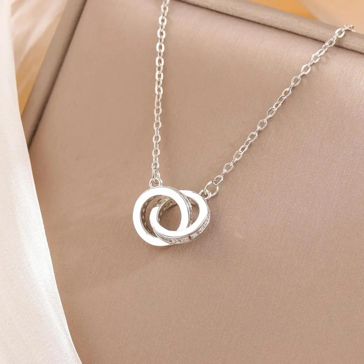 925 Sterling Silver Jewelry New Simple Fashion Bicyclic Brilliant Clavicle Chain Pendant Necklaces  XL007