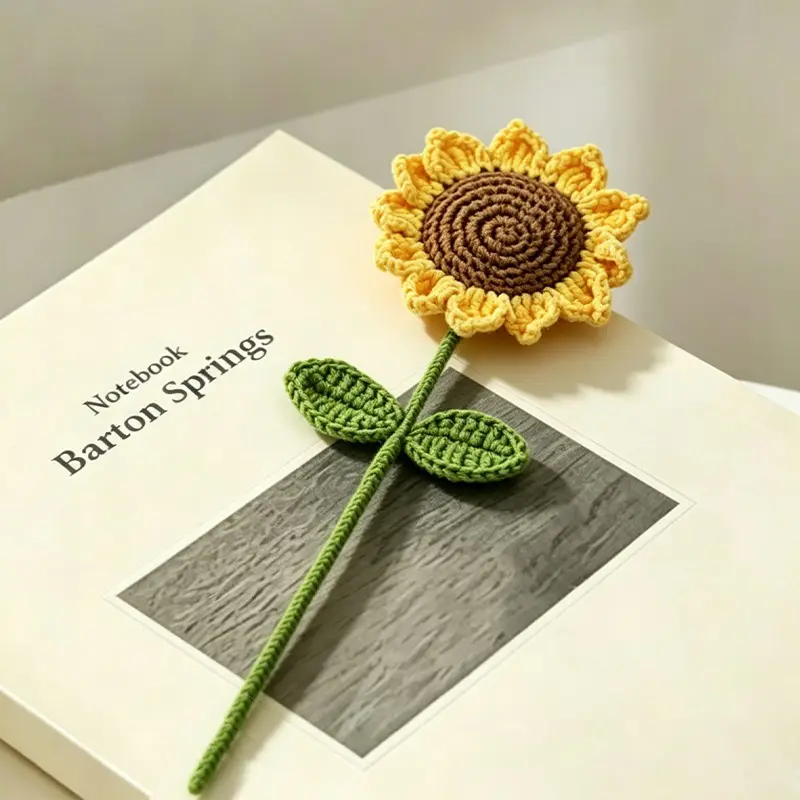 Handmade Crocheted Flower Bouquet, Realistic Artificial Flowers, Home Decor, Wedding, Birthday, Mother's Day, Table Centerpiece, Graduation Gift, Car & Office Decoration
