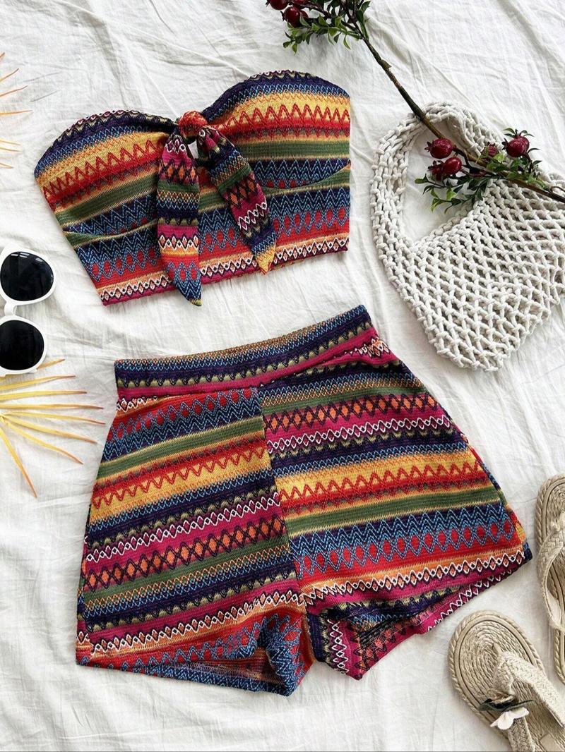 Women's Striped Pattern Crop Tube Top & High Waist Shorts Set, Casual Fashion Cozy Two Piece Set for Daily Outdoor Wear, Ladies Clothes for All Seasons