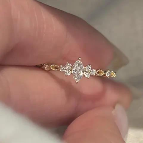Elegant Horse Eye Zircon Ring for Women, Beautiful Rings, Open Design, Luxury Jewelry, Perfect Gift for Valentine's Day or Birthday, Unique and Sophisticated, Elegant Glittering Ring