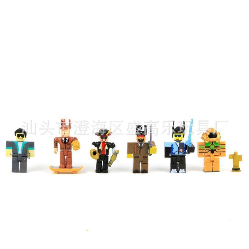 Roblox building block figurine with accessories comes in two color boxes, packaged in bags popular