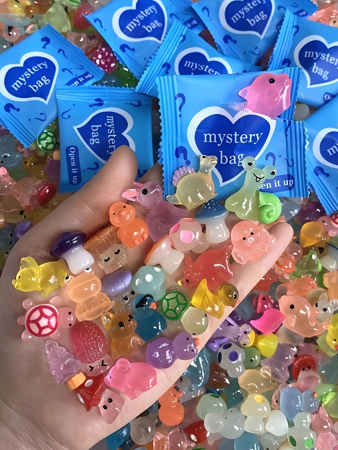 Random Color Mini Resin Animal Ornaments, Luminous Resin Cute Animal Decorations, Creative Decorations for Home Office Desk, Cute Collectible Figurines Random Color Mini Resin Animal Ornaments, Luminous Resin Cute Animal Decorations, Creative Decorations for Home Office Desk, Cute Collectible Figurines