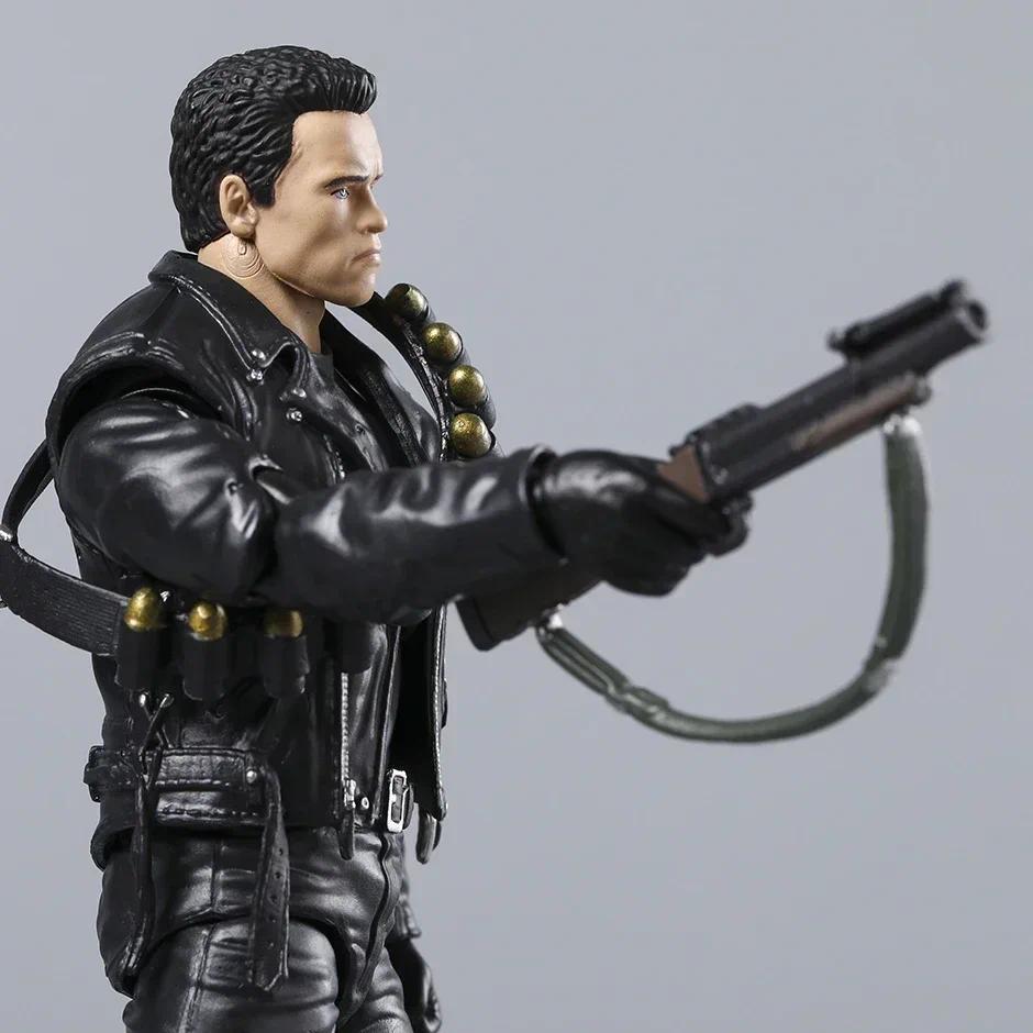 MAFEX No.199 Terminator 2: Judgement Day T-800 (T2 Ver.) Action Figure Figurine Collection PVC Model Toy
