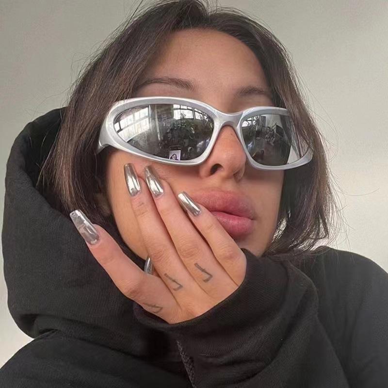 Sunglasses for driving, advanced sense anti-ultraviolet and anti-strong sunglasses, European and American steam punk sunglasses