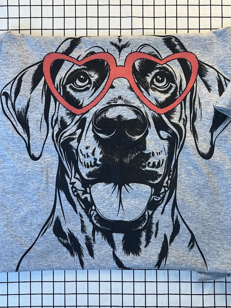 Dogs With Glasses Unisex Light Grey T-shirt S-5XL Comfortable Fittable Short-Sleeved Pet Lovers Tee Soft Breathable Fabric Perfect Summer Casual Wear Adorable Graphic Tee