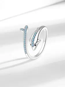 Dolphin-Shaped Ring with Sparkling Cubic Zirconia, Adjustable Animal-Shaped Ring, Perfect Valentine's Gift, Elegant Jewelry Piece